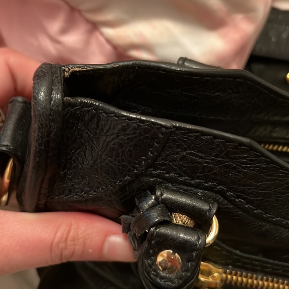 (SOLD) Balenciaga Mini City with gold hardware - Picture 6 of 12